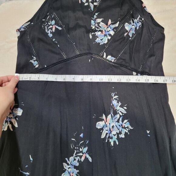 Gentle Fawn Bridges Black Floral‎ Print Midi Dress - Size Large - Picture 8 of 9